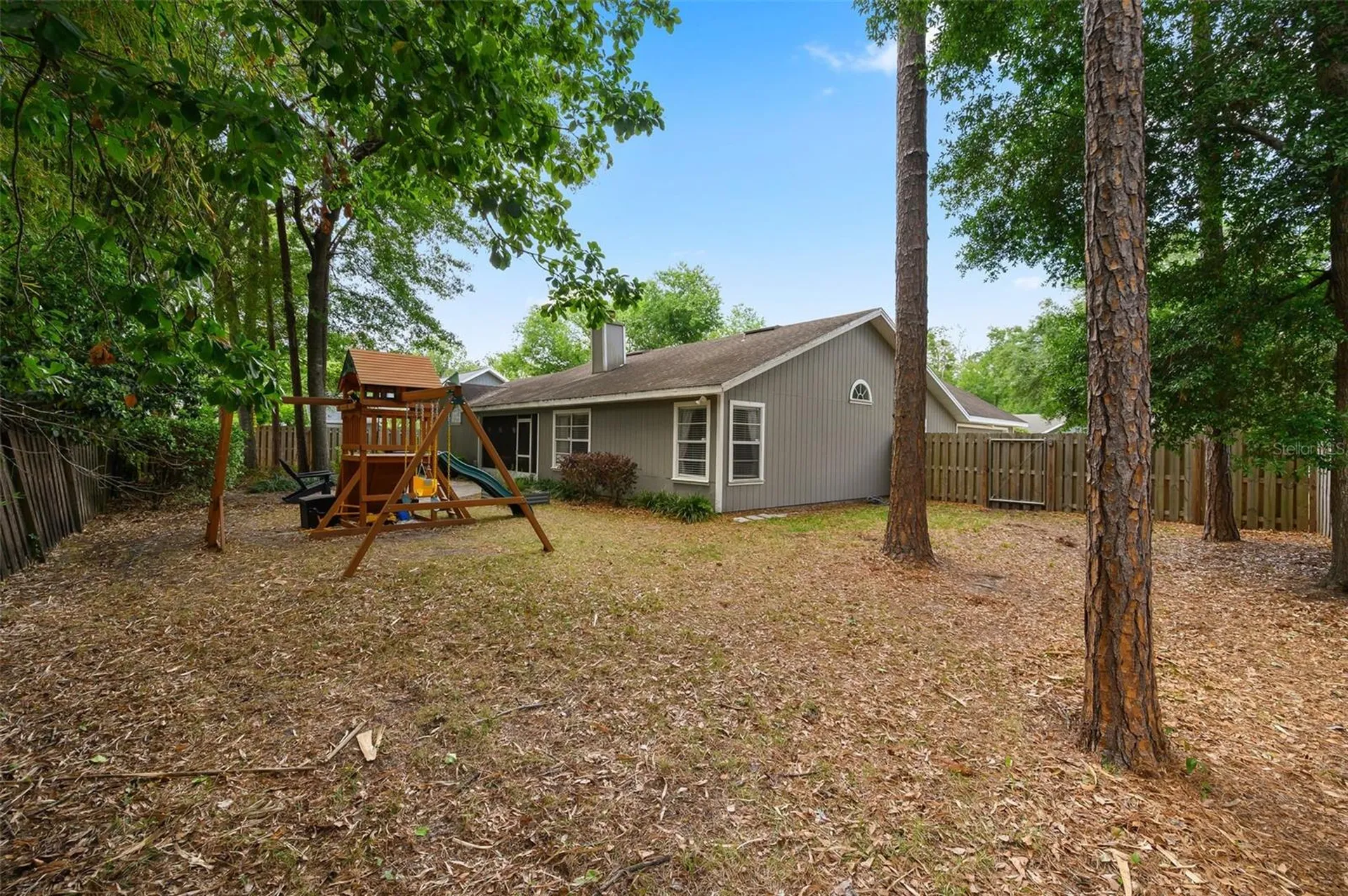 2327 NW 41st Avenue Gainesville FL 32605