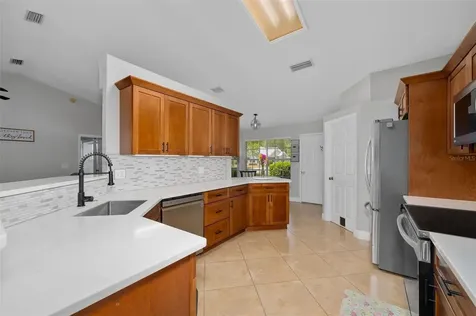 2327 NW 41st Avenue Gainesville FL 32605