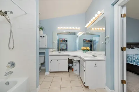 2327 NW 41st Avenue Gainesville FL 32605