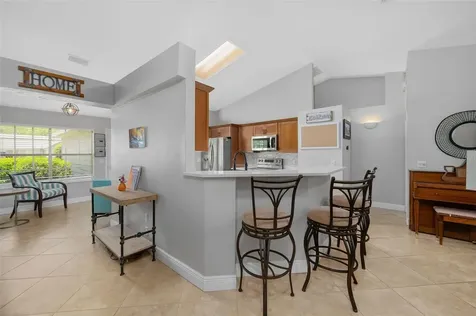 2327 NW 41st Avenue Gainesville FL 32605