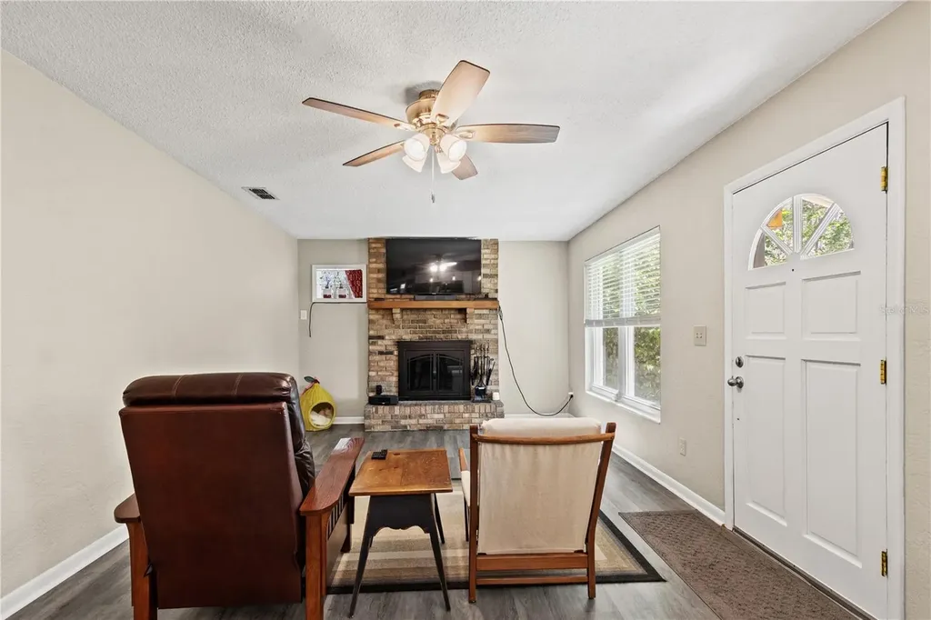 2312 SE 9th Terrace Ocala FL 34471