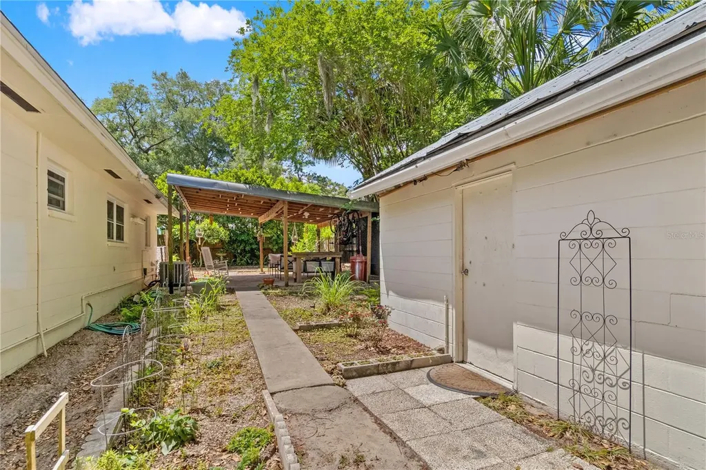 2312 SE 9th Terrace Ocala FL 34471