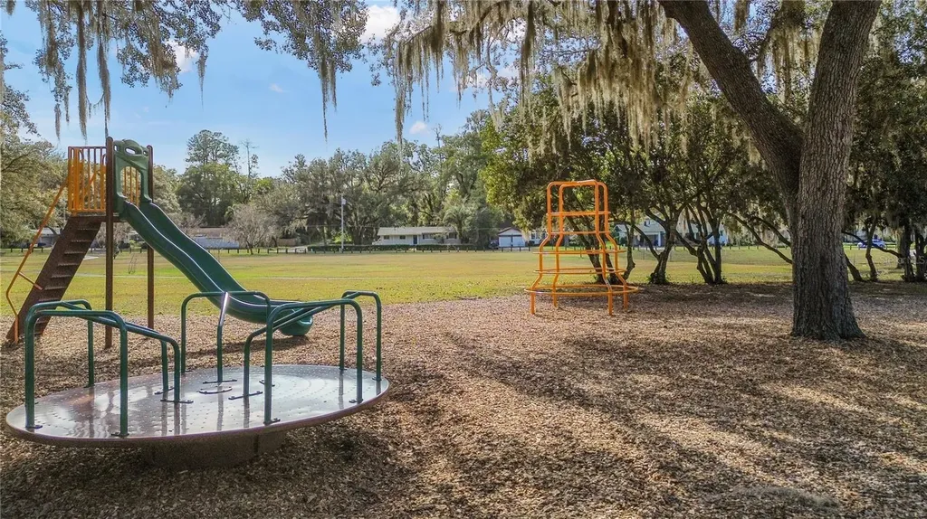 2312 SE 9th Terrace Ocala FL 34471