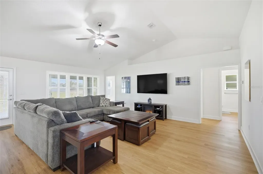 18 Eagle Lake Drive Flagler Beach FL 32136
