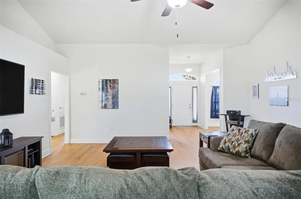18 Eagle Lake Drive Flagler Beach FL 32136