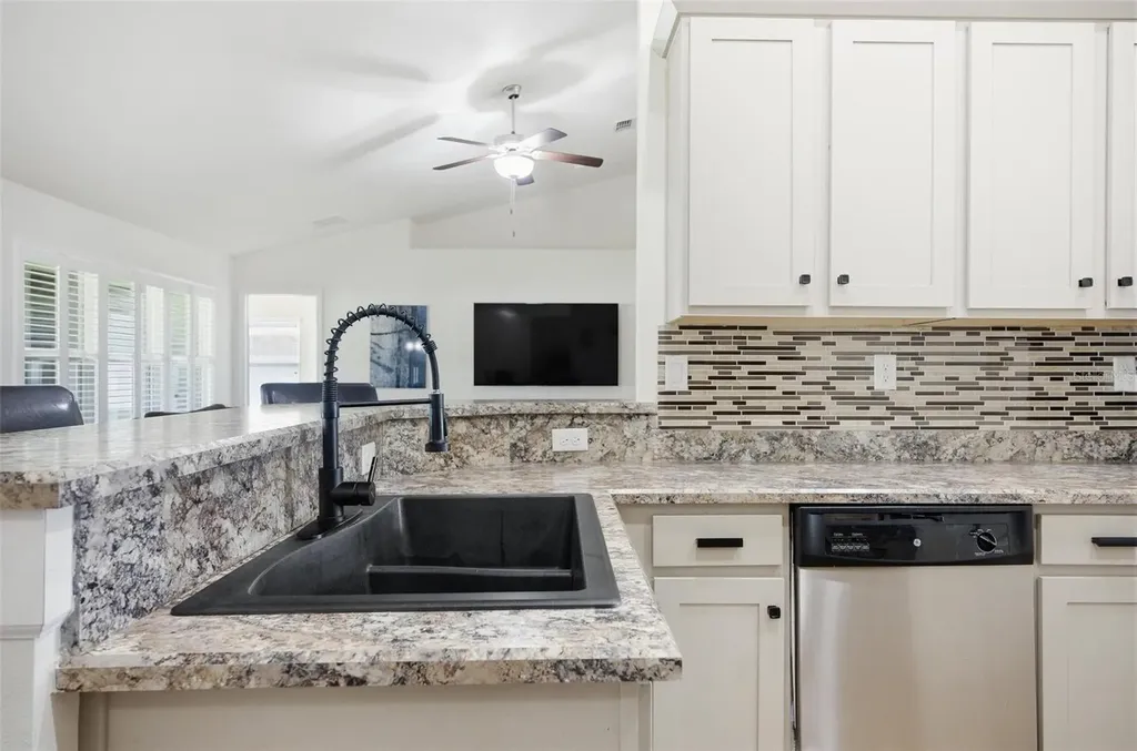 18 Eagle Lake Drive Flagler Beach FL 32136