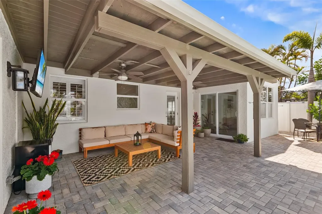14024 N Bayshore Drive Madeira Beach FL 33708