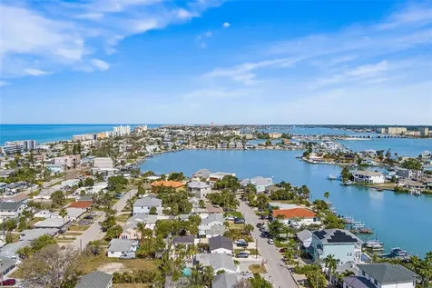14024 N Bayshore Drive Madeira Beach FL 33708