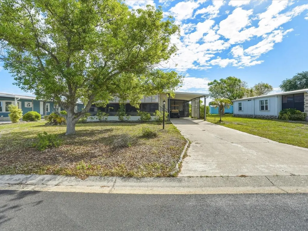 6144 Redwing Avenue Englewood FL 34224