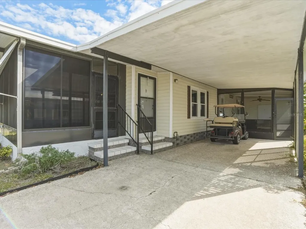 6144 Redwing Avenue Englewood FL 34224