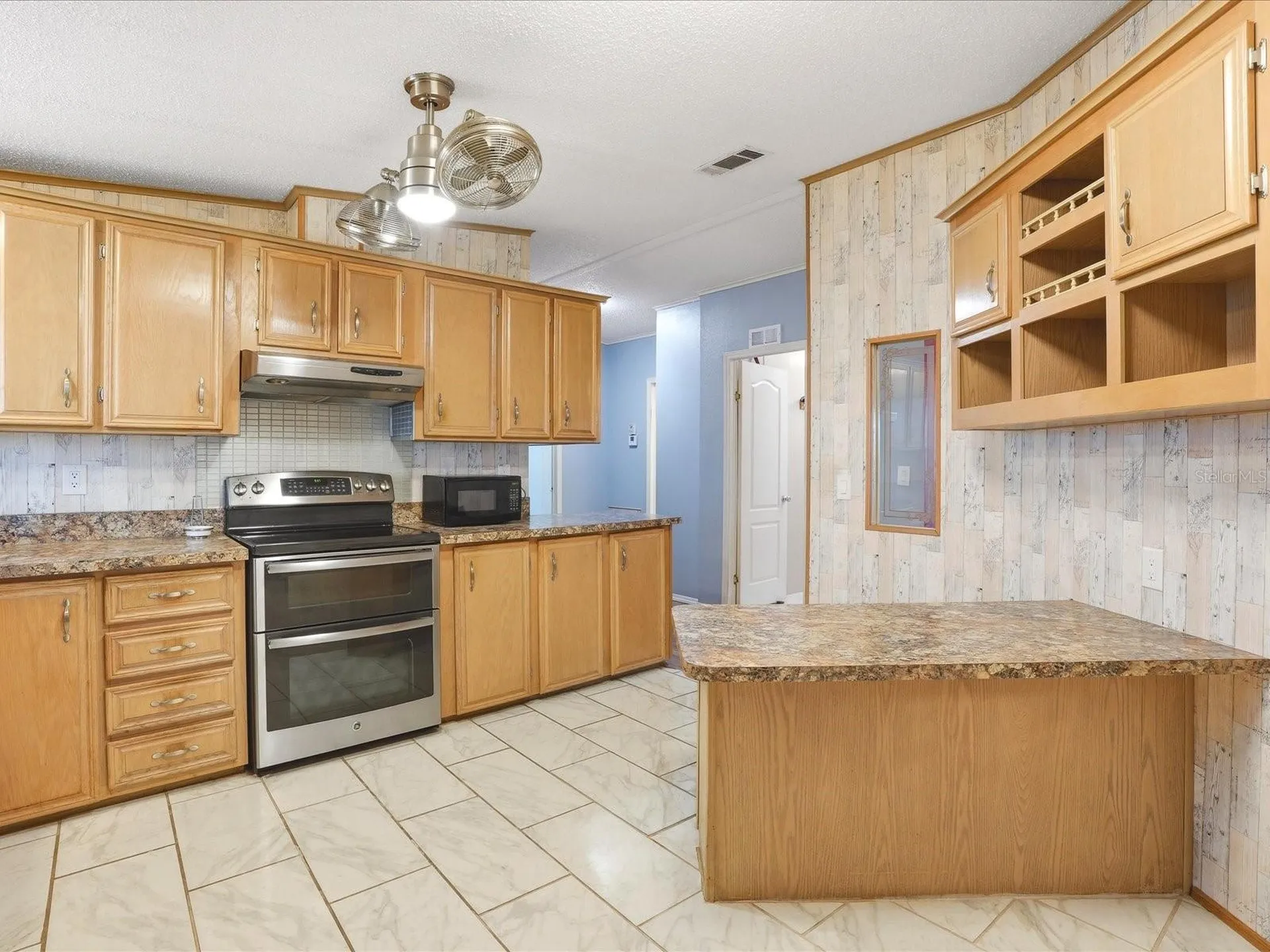 6144 Redwing Avenue Englewood FL 34224