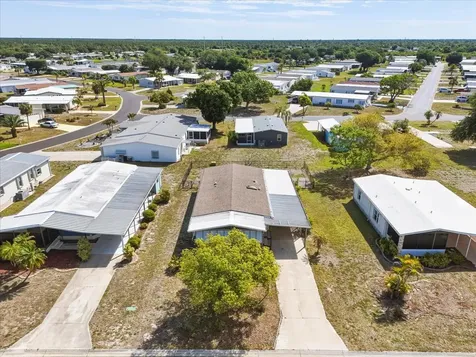 6144 Redwing Avenue Englewood FL 34224