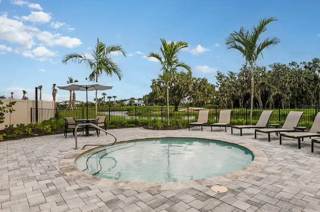 7825 Centaurus Way Sarasota FL 34241