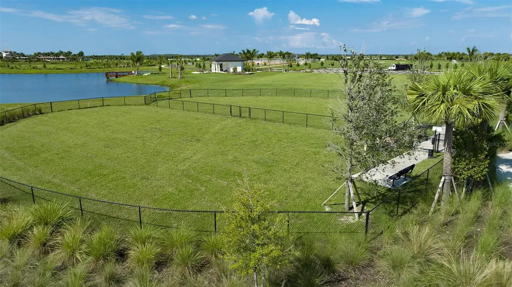 7825 Centaurus Way Sarasota FL 34241