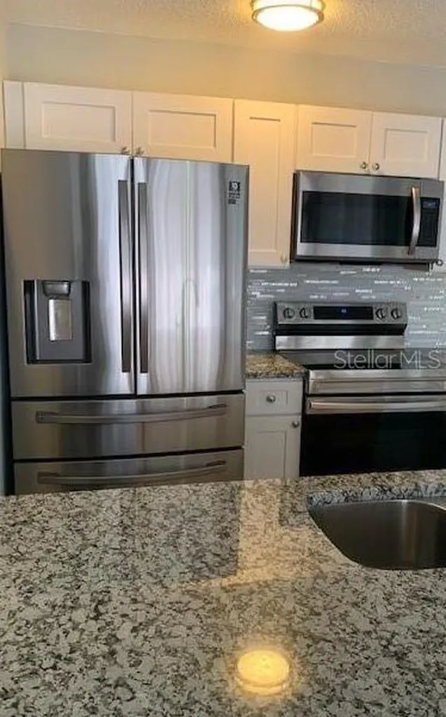6020 Peregrine Avenue Orlando FL 32819