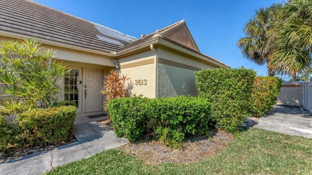 3613 57th Avenue Drive W Bradenton FL 34210