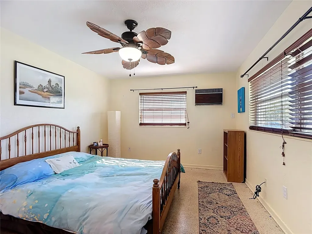 831 Hillside Avenue Lake Wales FL 33853