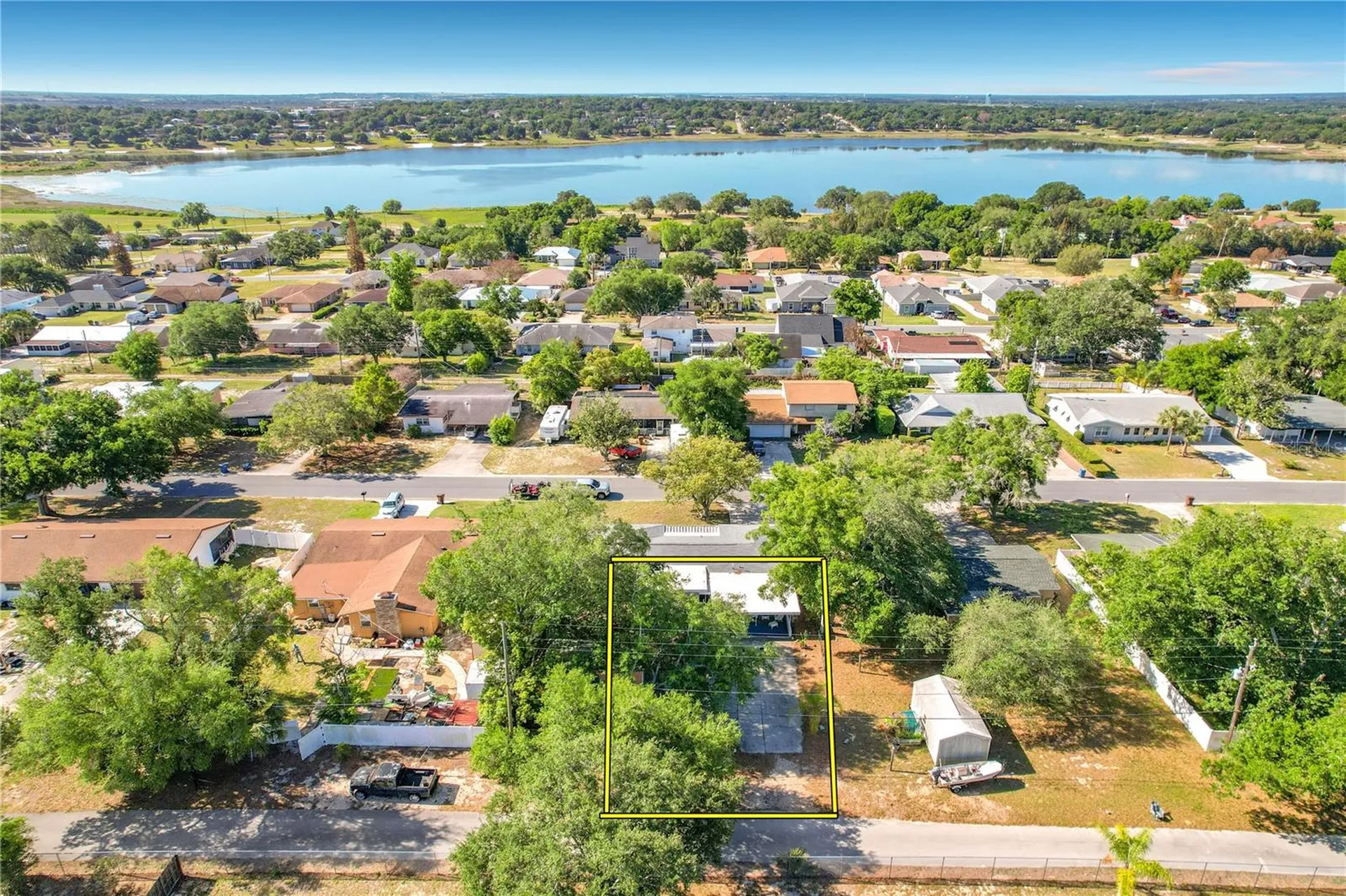 831 Hillside Avenue Lake Wales FL 33853