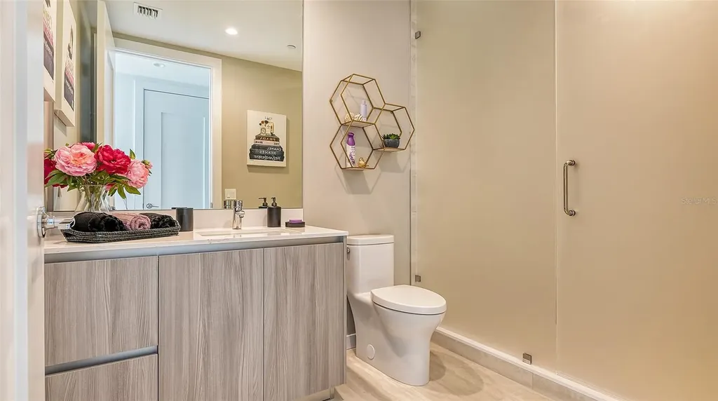 301 Quay Common Sarasota FL 34236
