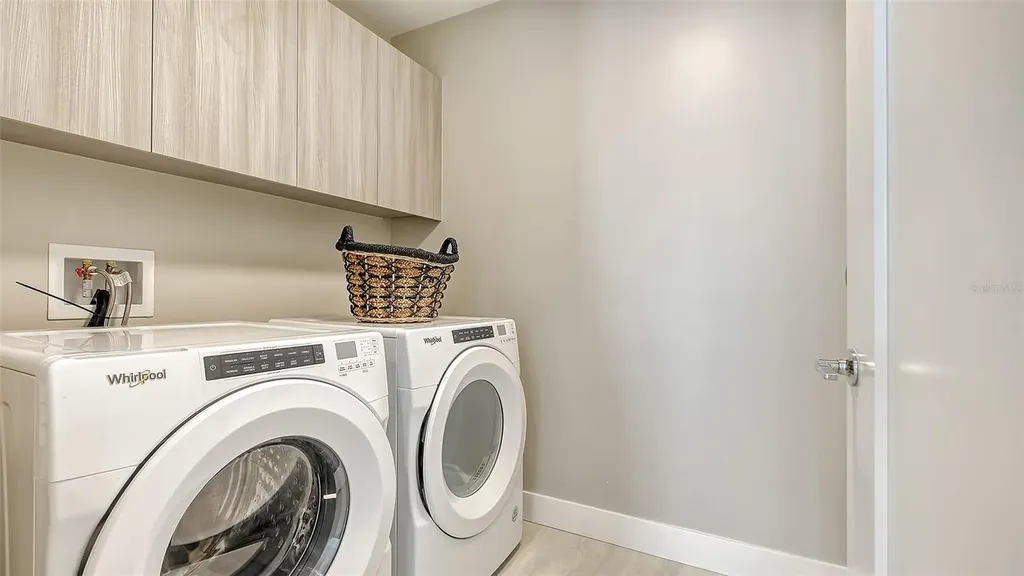 301 Quay Common Sarasota FL 34236