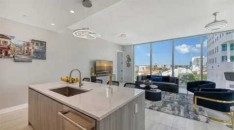 301 Quay Common Sarasota FL 34236