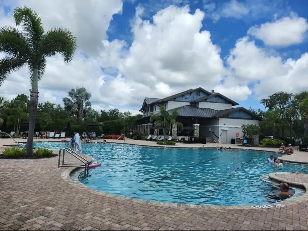 6431 Milestone Loop Palmetto FL 34221