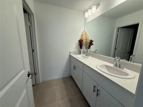 6431 Milestone Loop Palmetto FL 34221