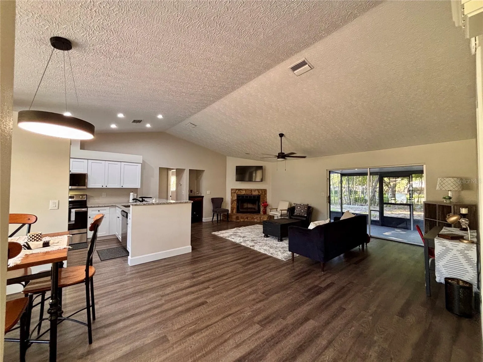 6104 26th Avenue E Bradenton FL 34208