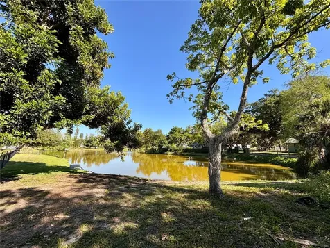 6104 26th Avenue E Bradenton FL 34208