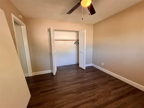 6104 26th Avenue E Bradenton FL 34208
