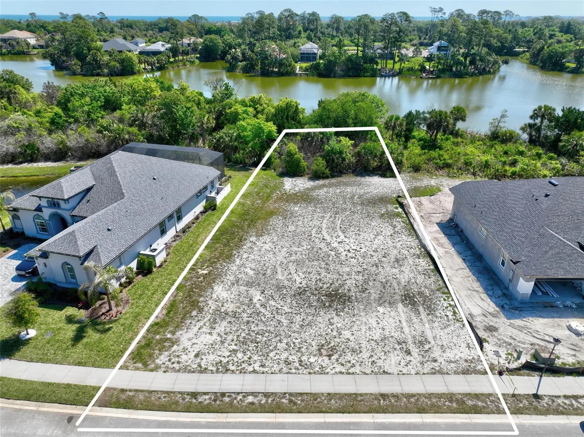 128 N Lakewalk Drive Palm Coast FL 32137