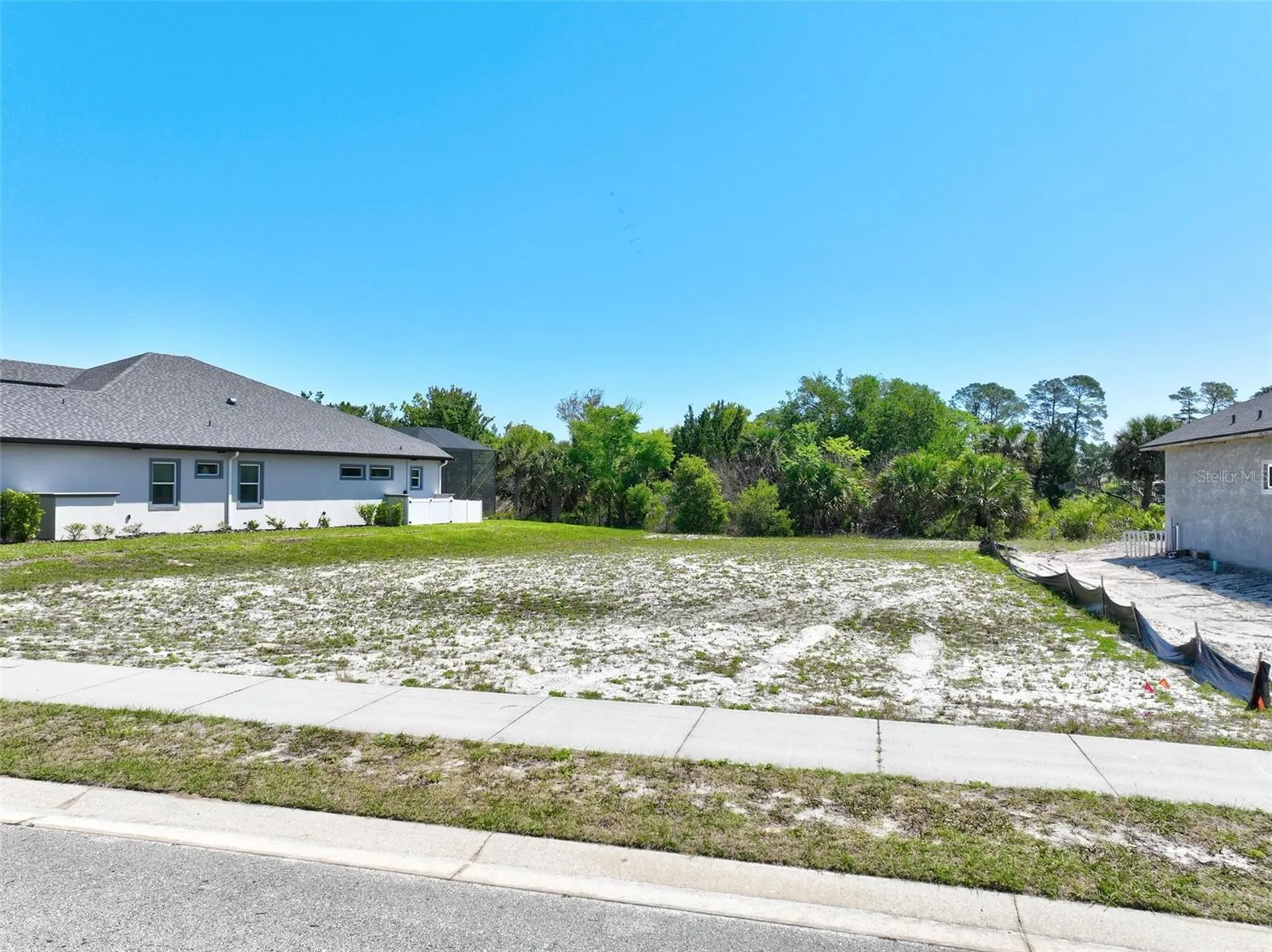 128 N Lakewalk Drive Palm Coast FL 32137