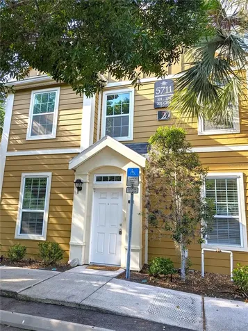 5711 Soldier Circle Sarasota FL 34233
