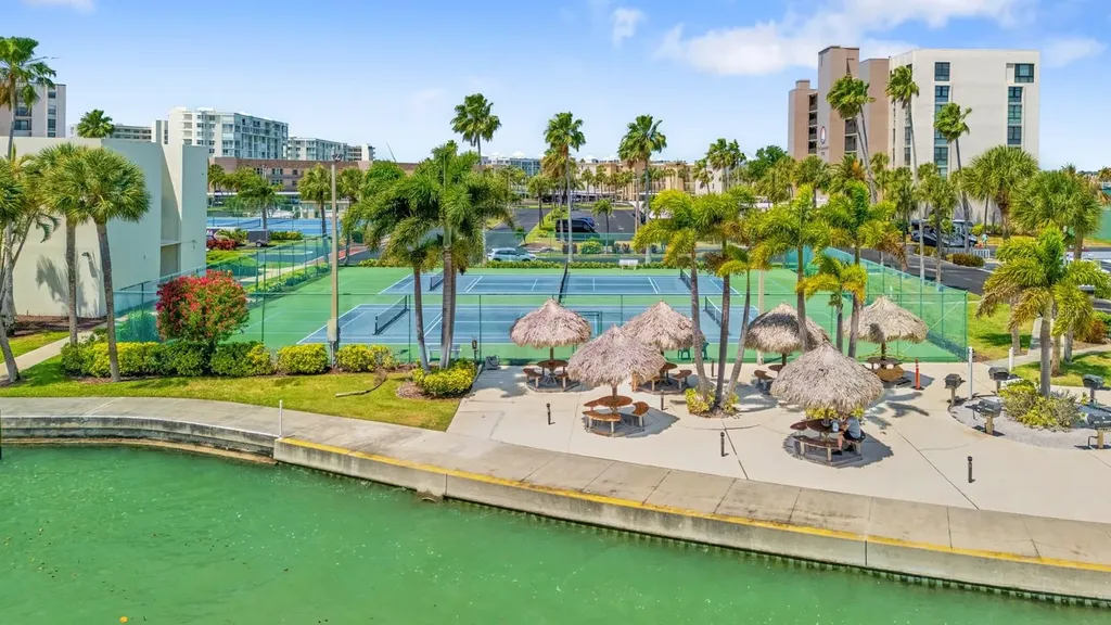 7401 Bay Island Drive S South Pasadena FL 33707