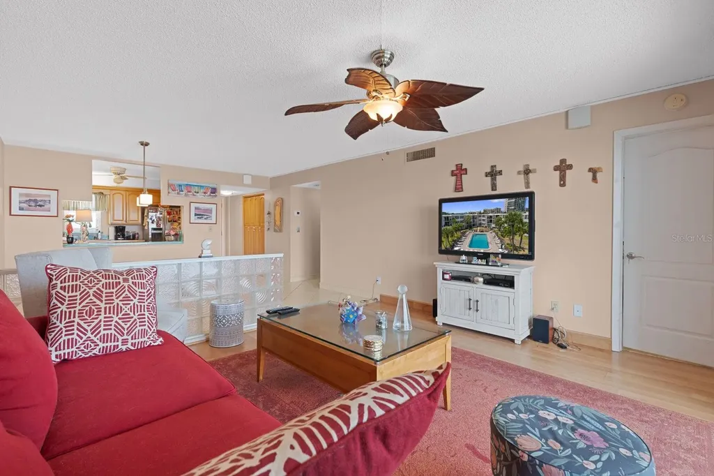 7401 Bay Island Drive S South Pasadena FL 33707