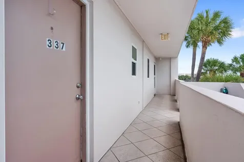 7401 Bay Island Drive S South Pasadena FL 33707