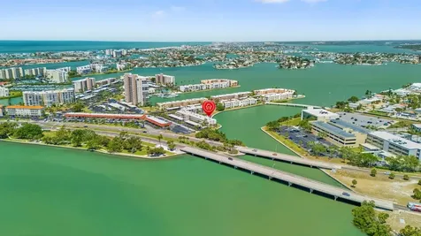 7401 Bay Island Drive S South Pasadena FL 33707