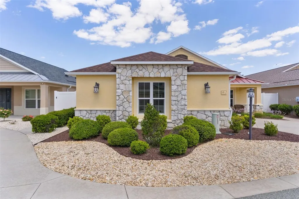2877 Charlevoix Street The Villages FL 32163