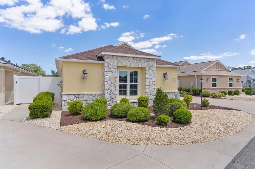 2877 Charlevoix Street The Villages FL 32163