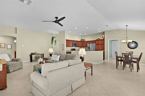 2877 Charlevoix Street The Villages FL 32163