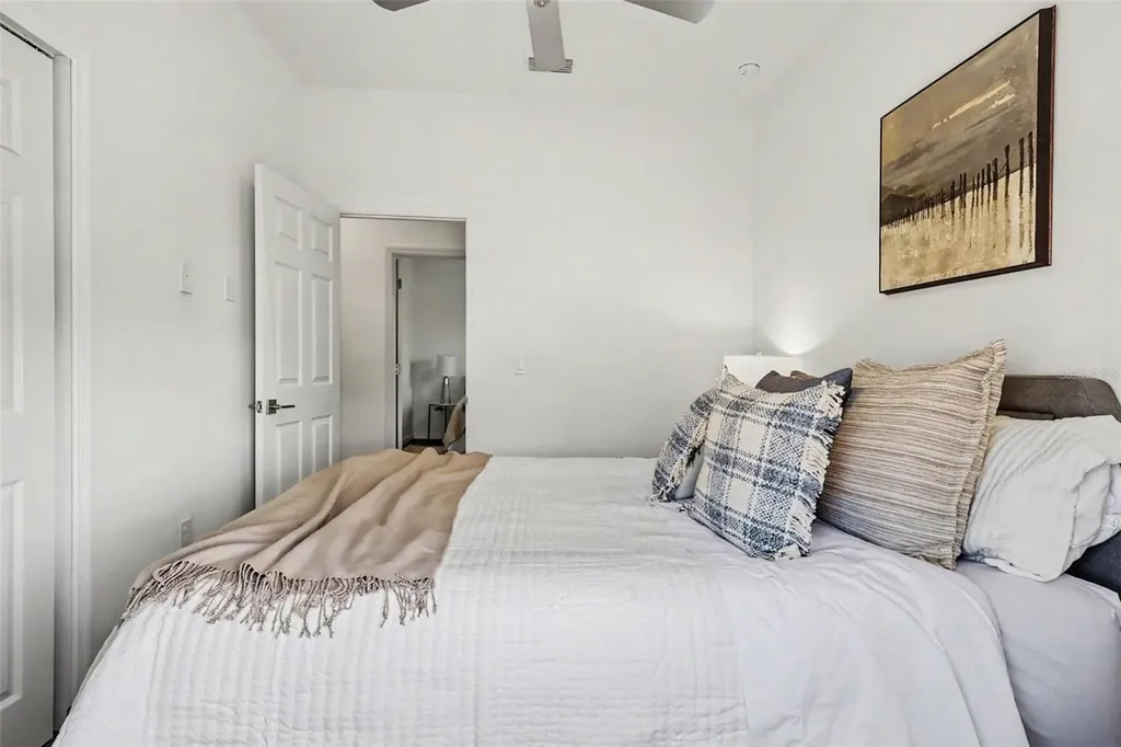 1727 NE 12th Terrace Cape Coral FL 33909