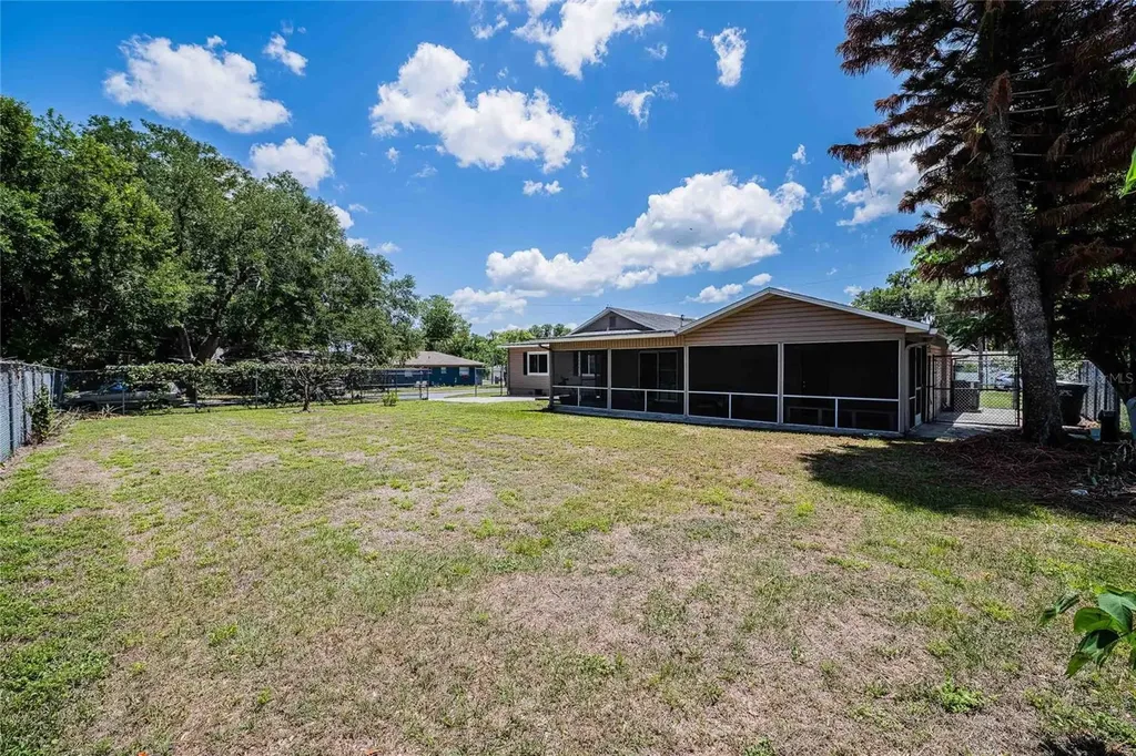 848 Valencia Street E Lakeland FL 33805