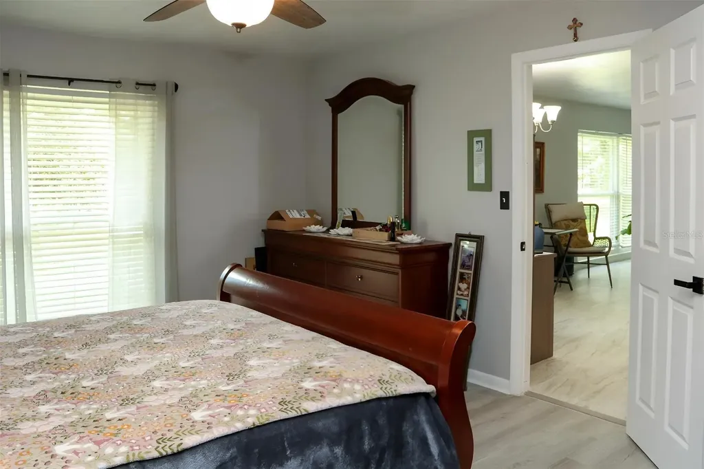 8424 NW 2 Place Gainesville FL 32607