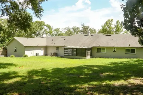 8424 NW 2 Place Gainesville FL 32607