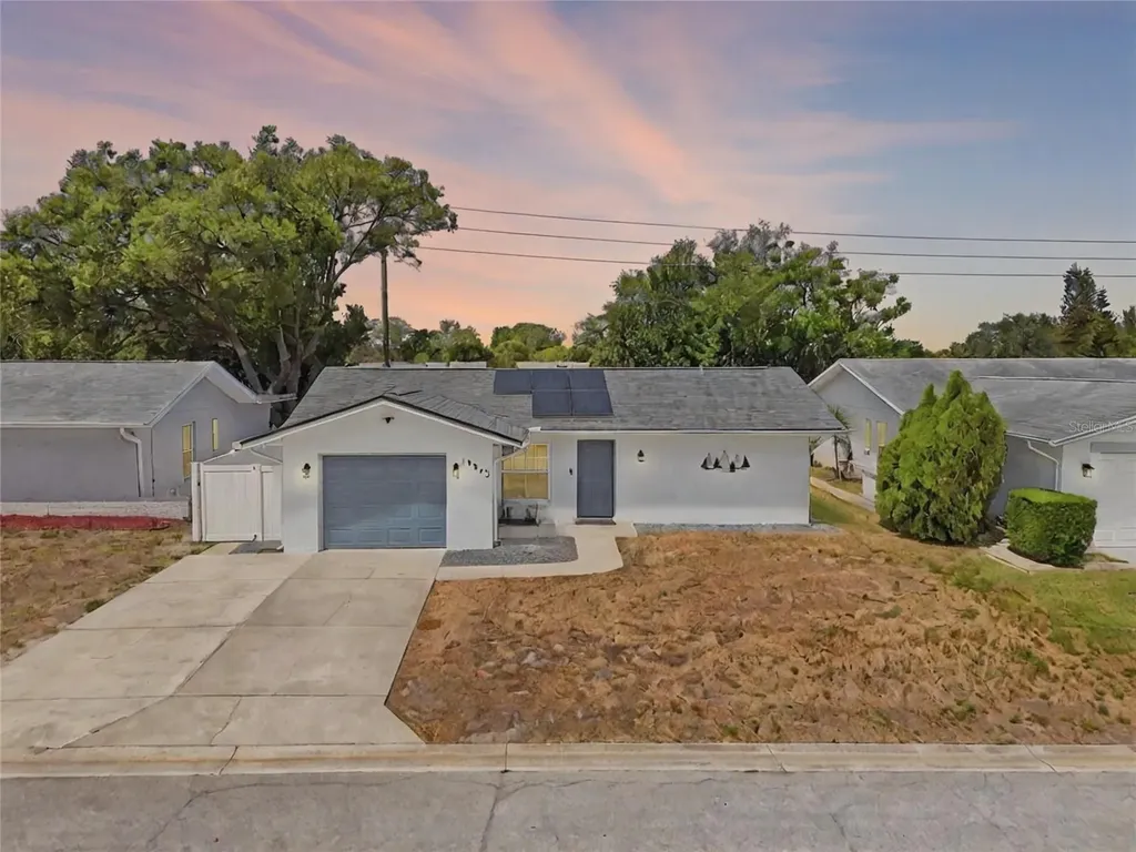 10823 Casa Grande Avenue Port Richey FL 34668