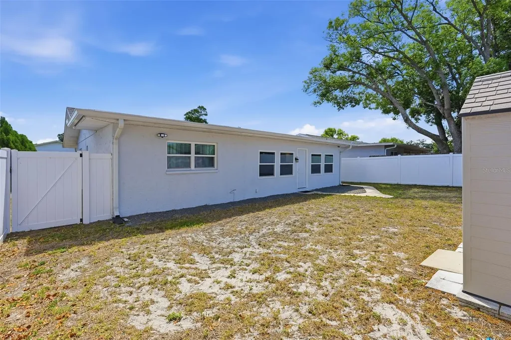 10823 Casa Grande Avenue Port Richey FL 34668
