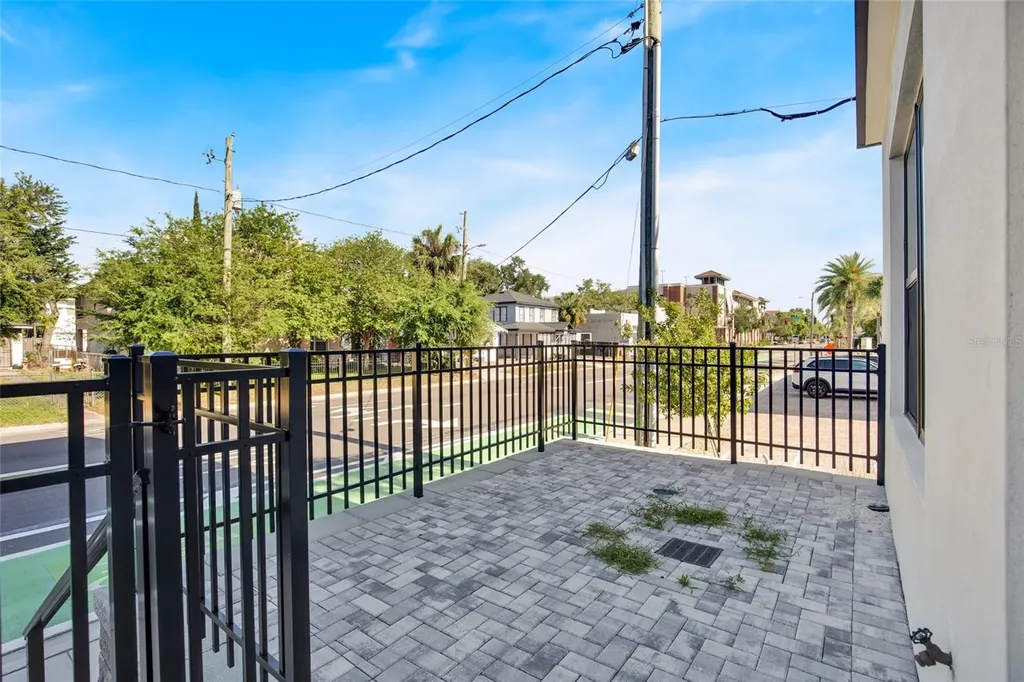 2506 W Cleveland Street Tampa FL 33609