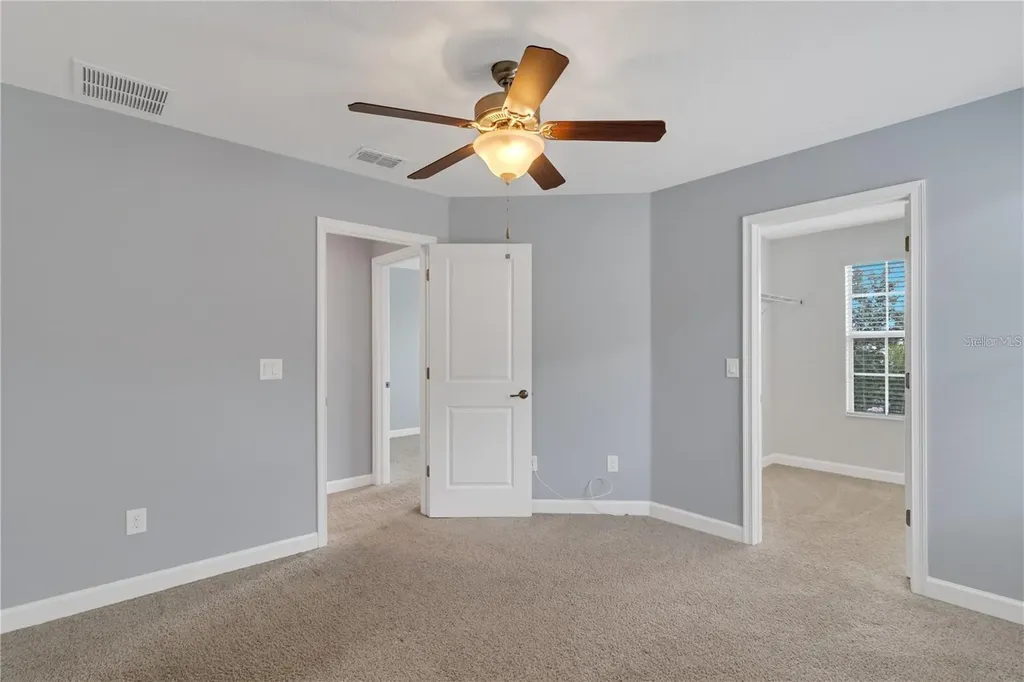 9892 Pecan Hickory Way Orlando FL 32832