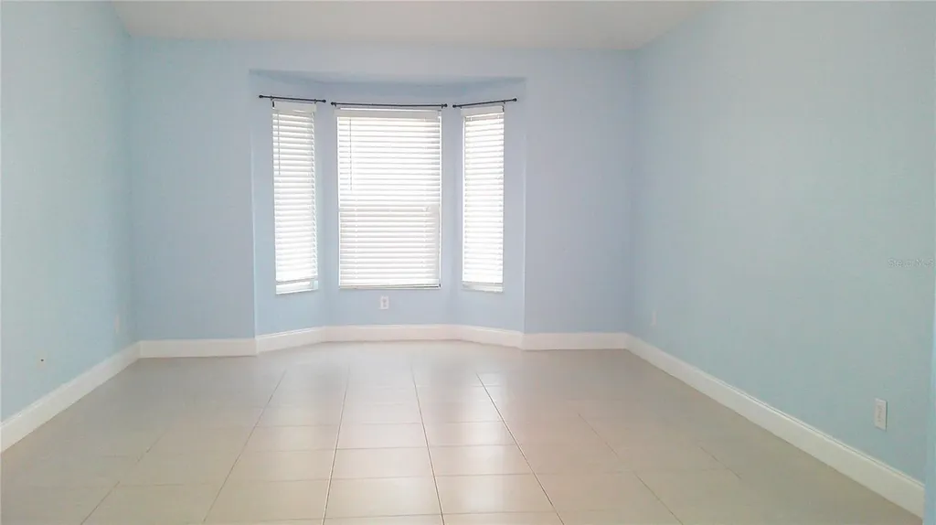 8512 Canterbury Lake Boulevard Tampa FL 33619