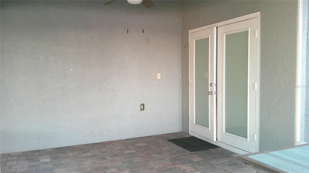 8512 Canterbury Lake Boulevard Tampa FL 33619